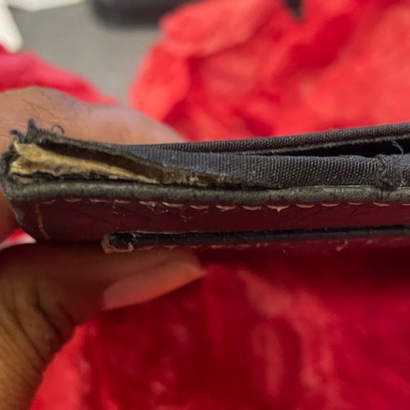 Nine West black checkbook wallet card slots ID holder change zipper pock… - Picture 6 of 8